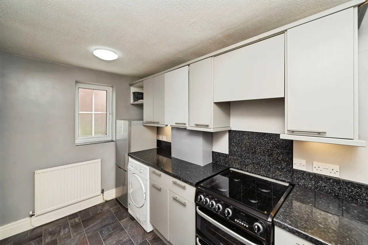 Penkett Road, WALLASEY, photo 2