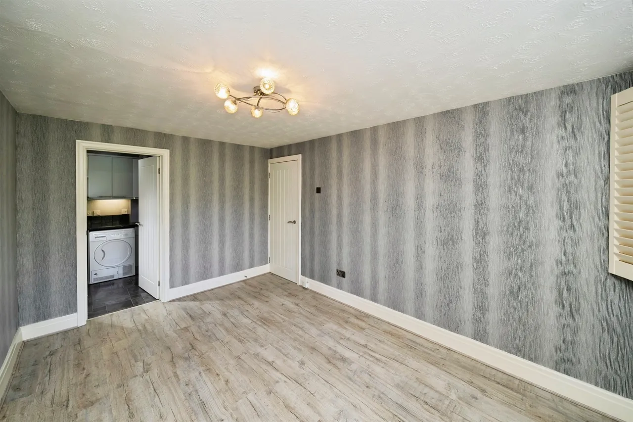 Penkett Road, WALLASEY, photo 7