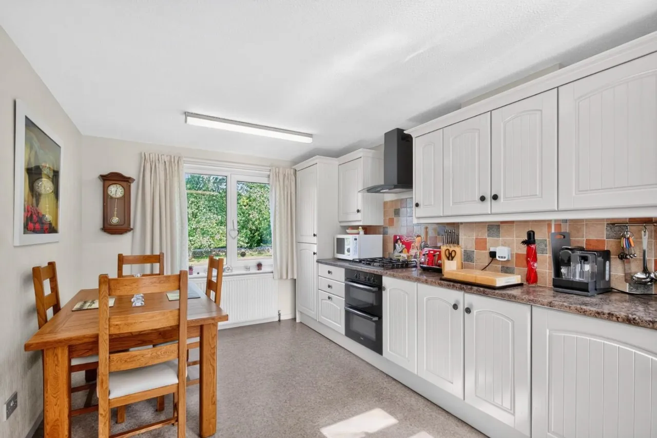 Beningborough Drive, Harrogate, photo 8
