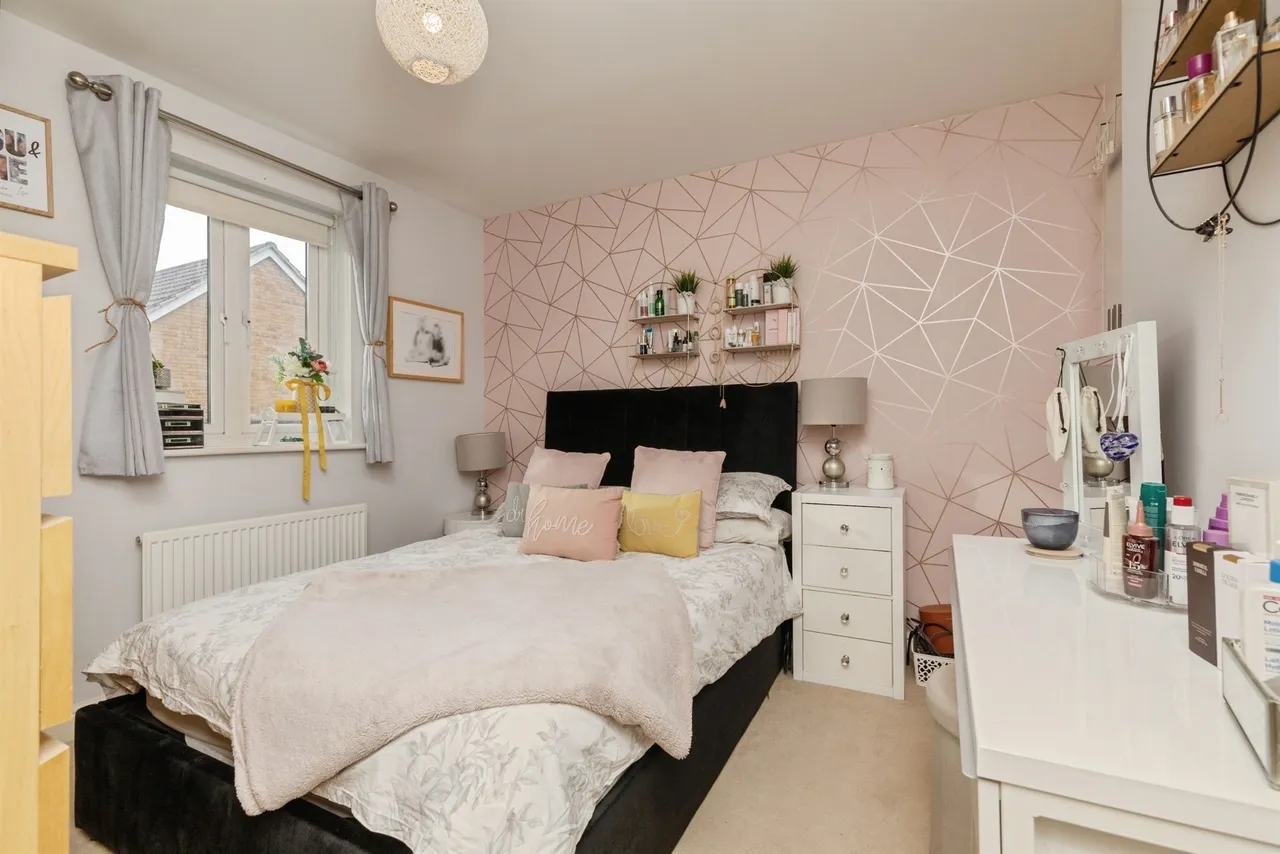 Loop Road, Mangotsfield, BS16, photo 11