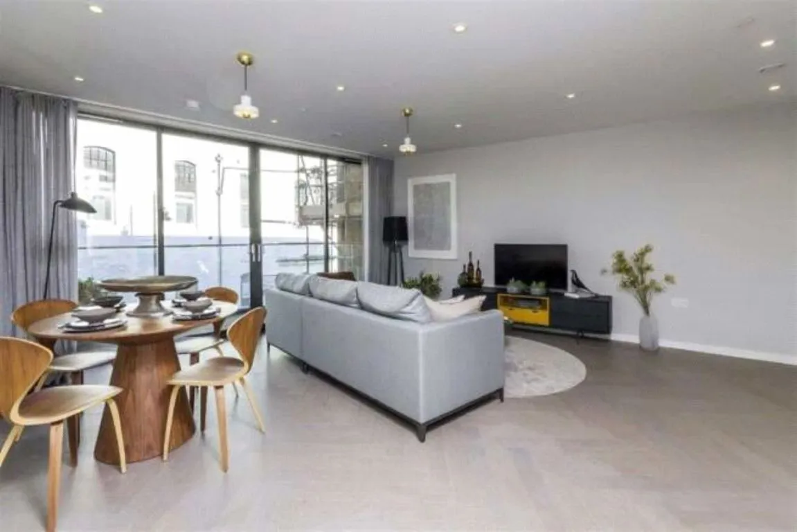 2 bed flat for sale — Snowsfields, London