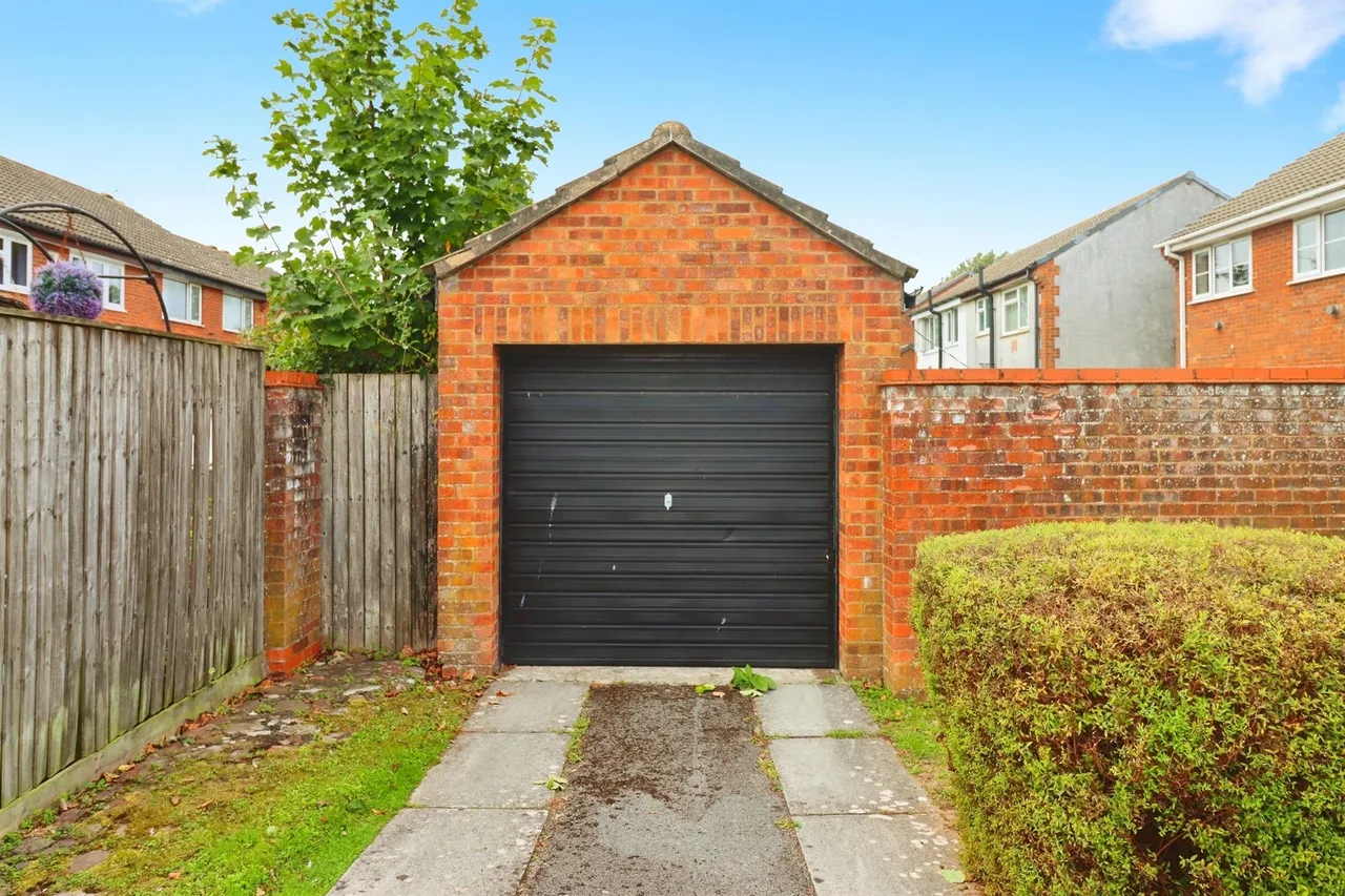 Slimbridge Close, Yate, BS37, photo 3