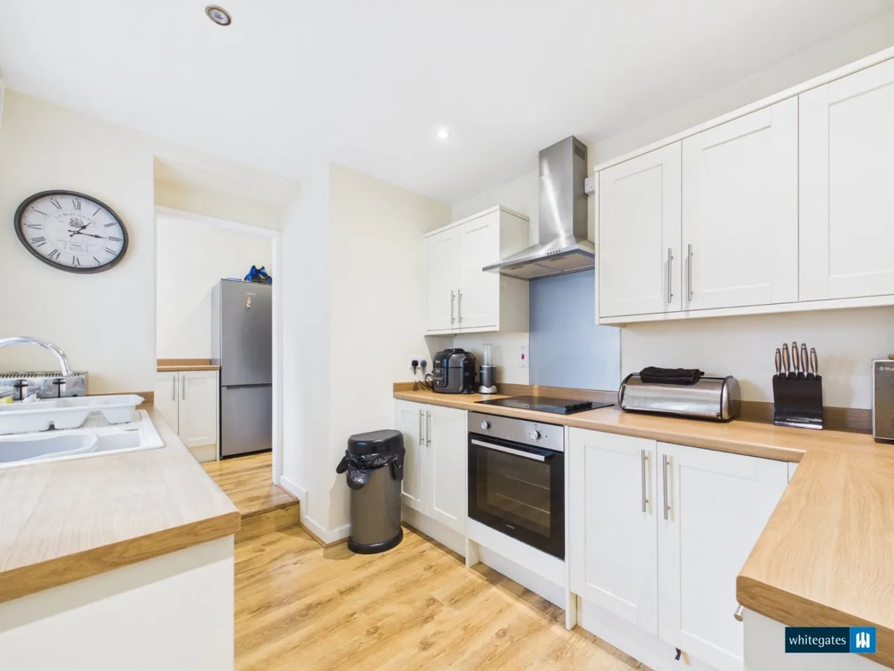 Brynisa Road, Brynteg, LL11, photo 9