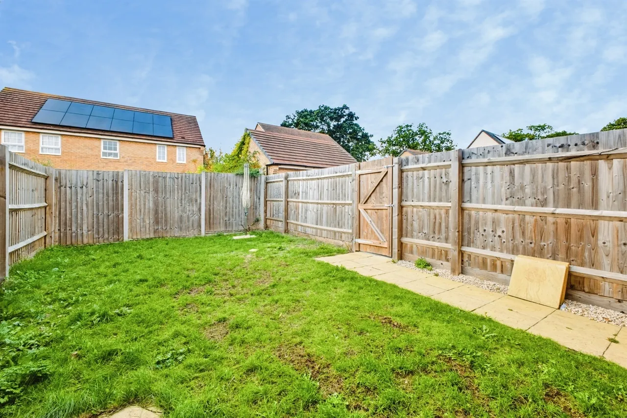 Whistlefields Close, Moulton, NN3, photo 13