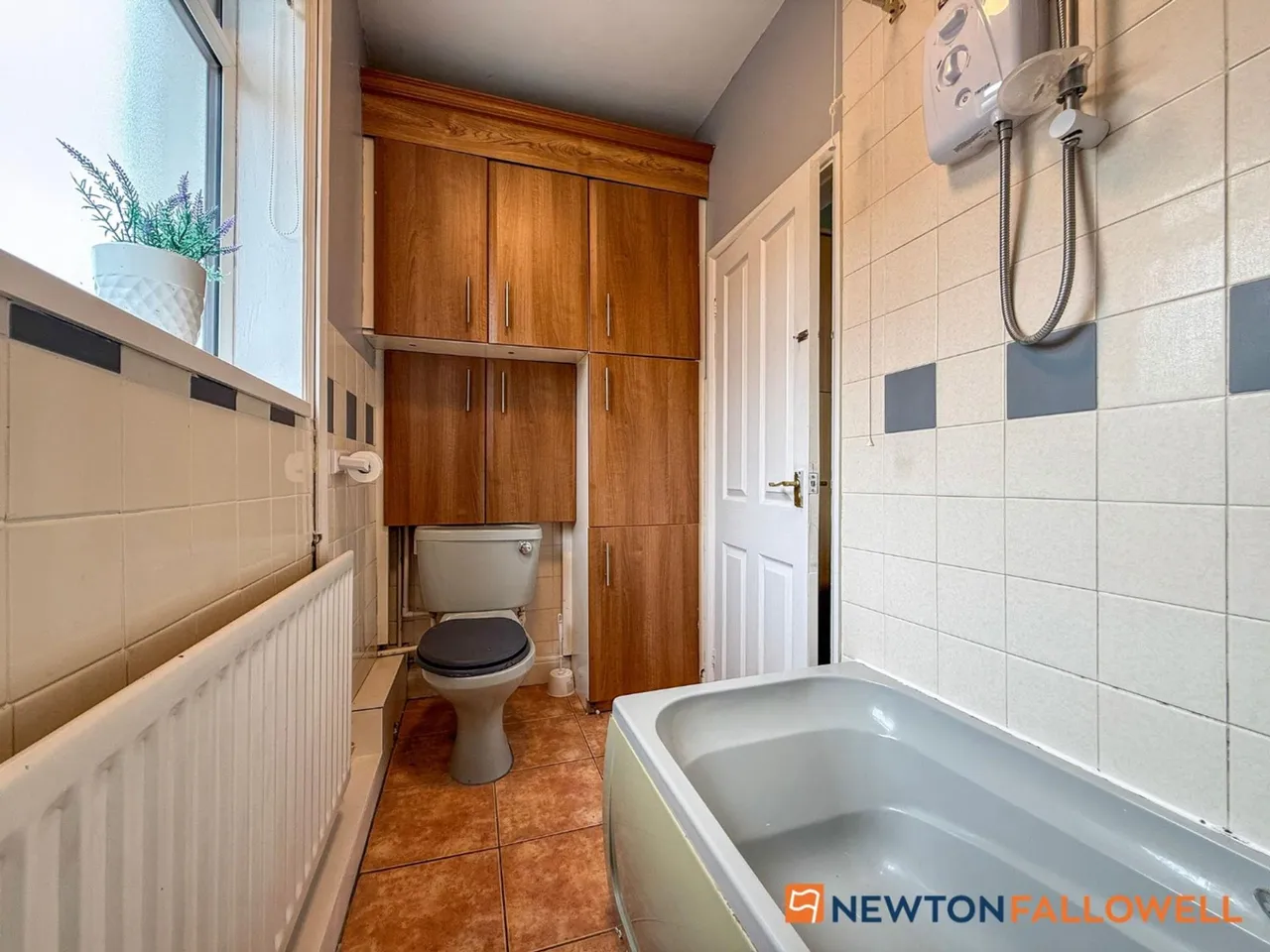 Hawton Lane, Balderton, NG24, photo 16