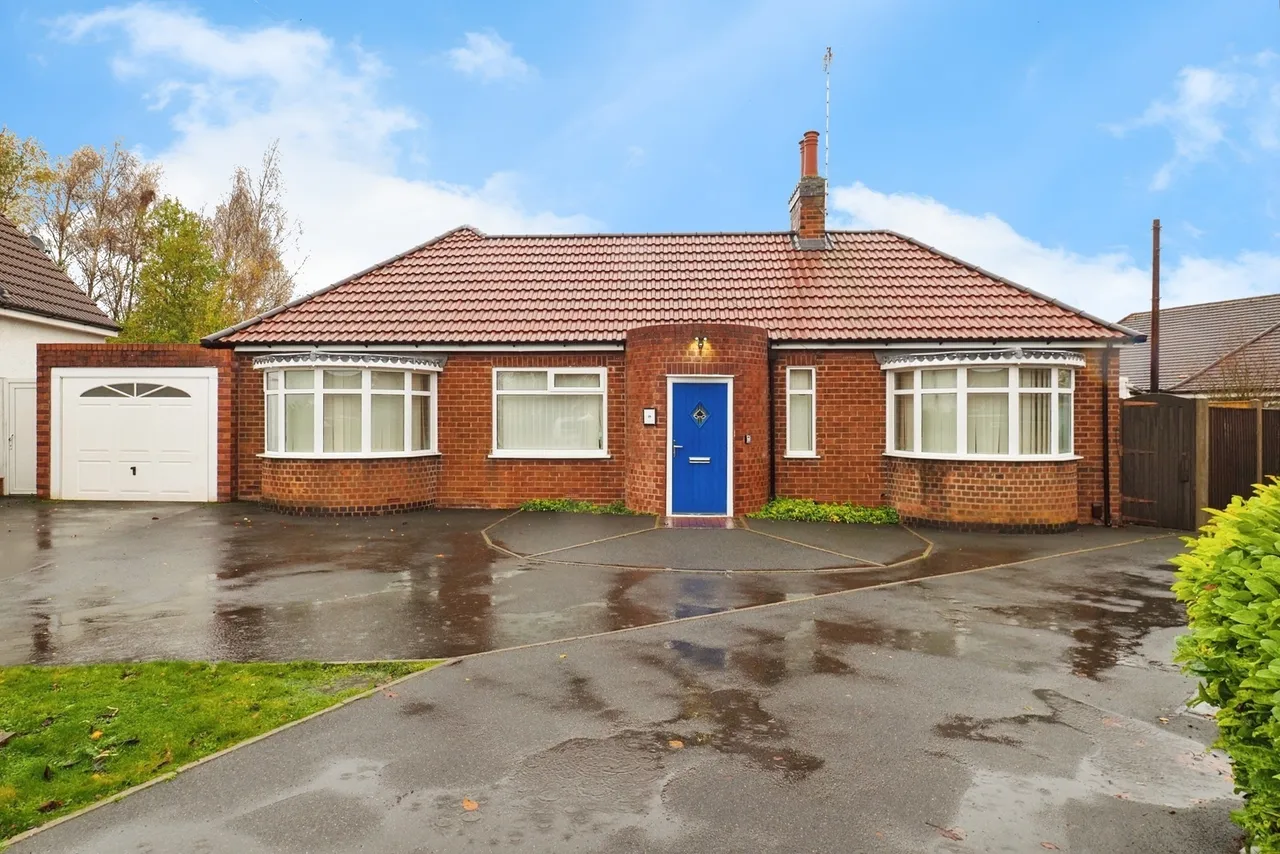 3 bed house for sale — Beech Hill Crescent, Mansfield, Nottinghamshire, NG19