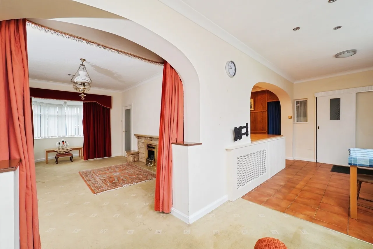 Beech Hill Crescent, Mansfield, Nottinghamshire, NG19, photo 3
