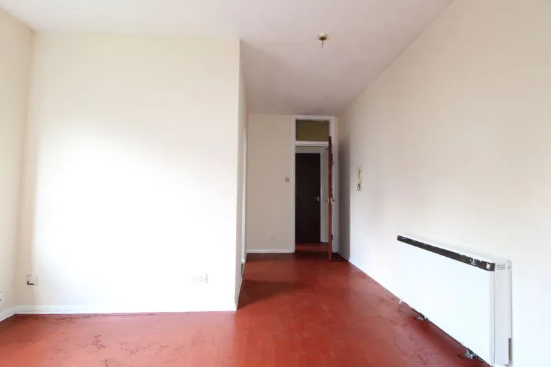 Nightingale Court, Luton, LU3, photo 4