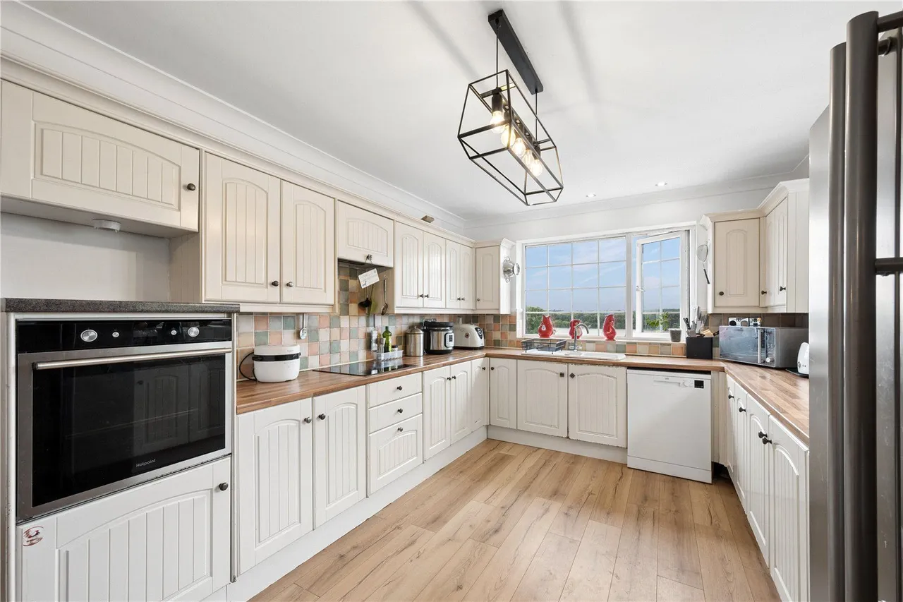 Beckfield Lane, Fairburn, WF11, photo 7