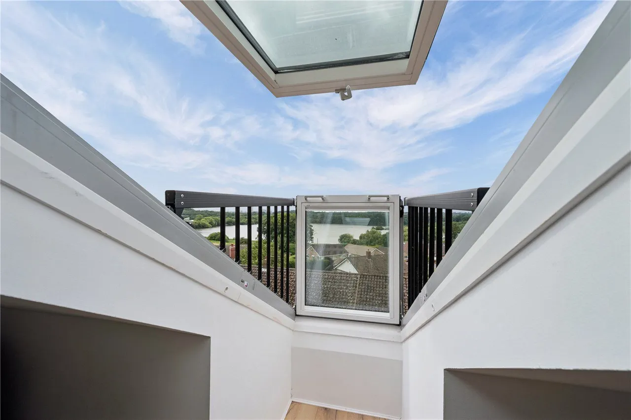 Beckfield Lane, Fairburn, WF11, photo 15
