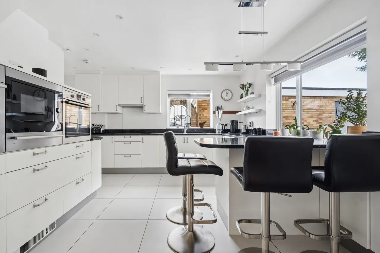 Shrimpton Road, Beaconsfield, HP9, photo 5