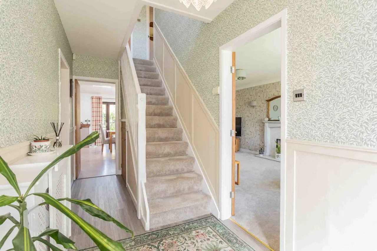 Rilston Avenue, Culcheth, Warrington, WA3 4PE, photo 9