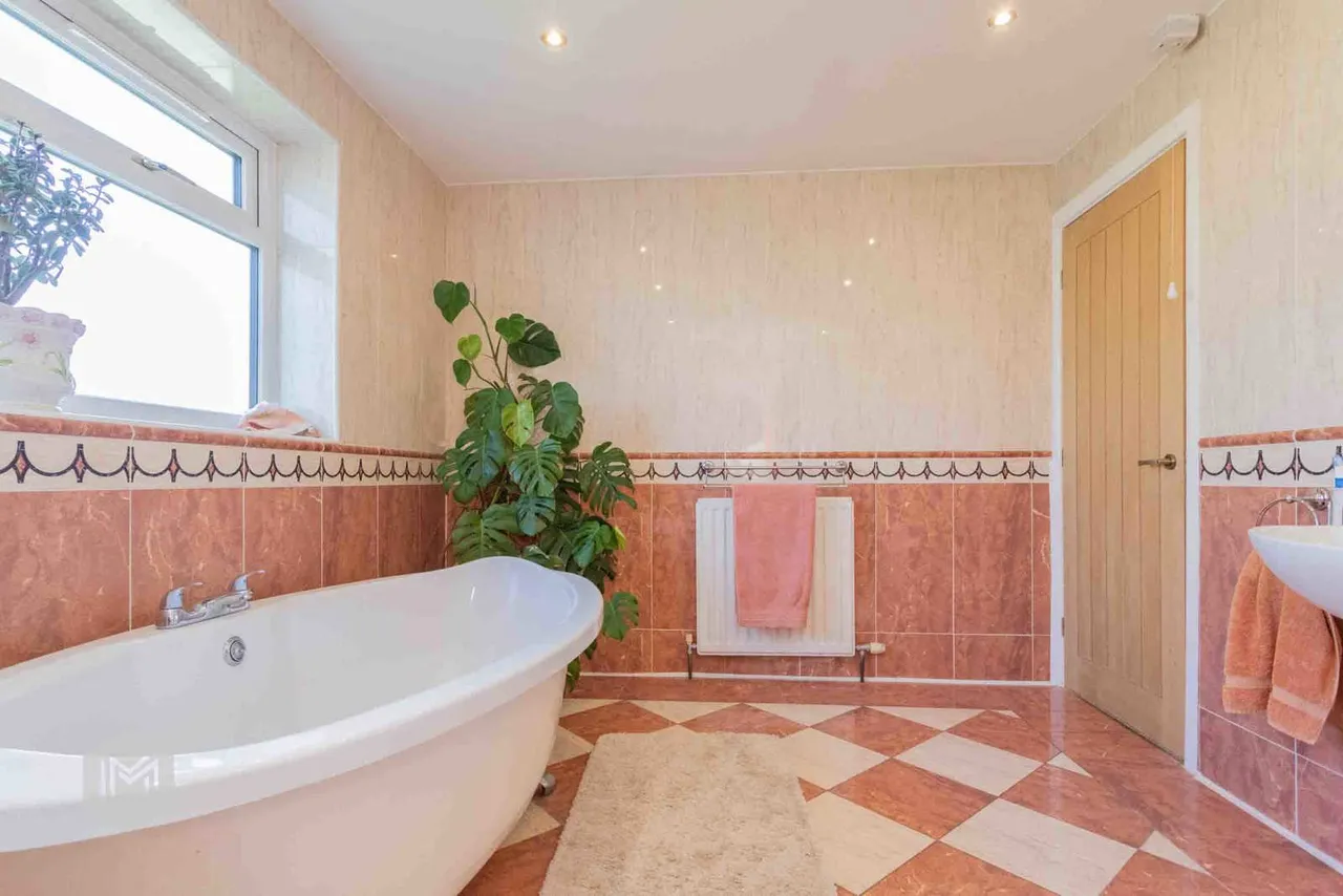 Rilston Avenue, Culcheth, Warrington, WA3 4PE, photo 28