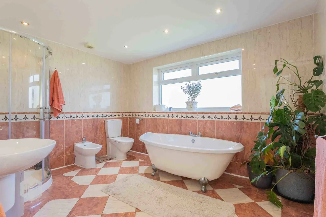 Rilston Avenue, Culcheth, Warrington, WA3 4PE, photo 27
