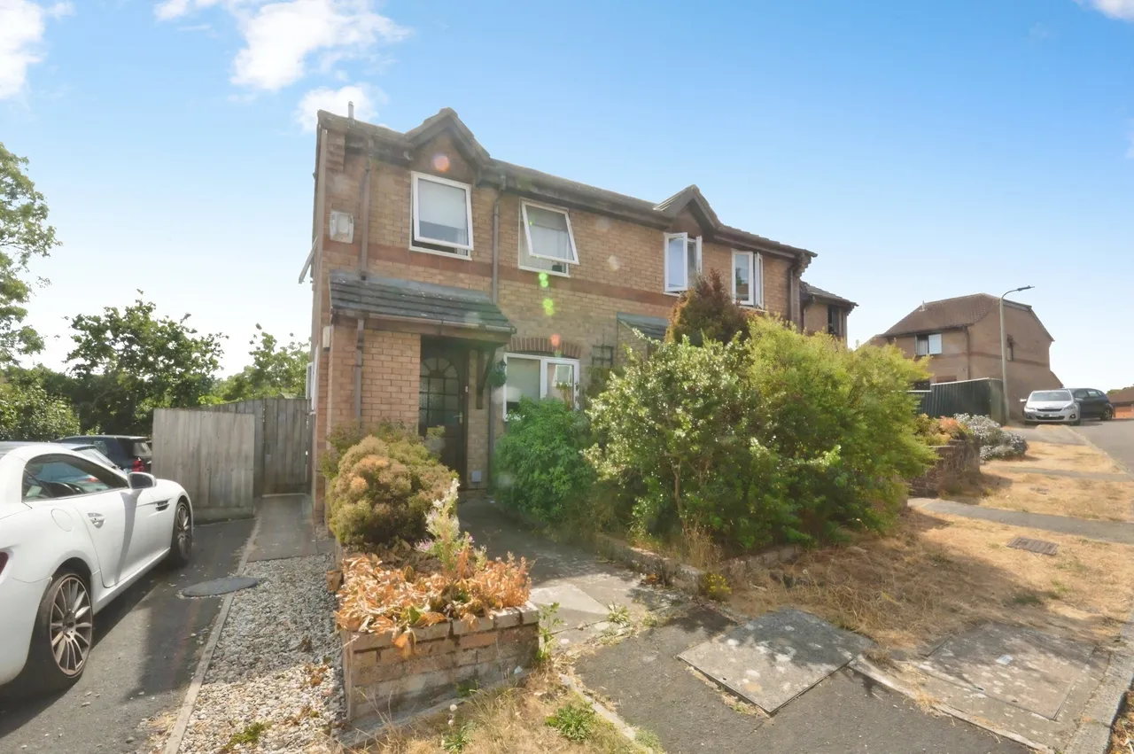 3 bed property to rent — Rushforth Place, Exwick, Exeter, EX4