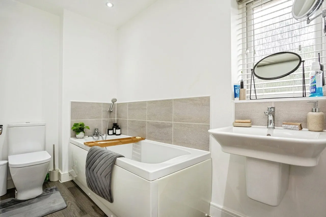 Marigold Crescent, Shepshed, LE12, photo 10