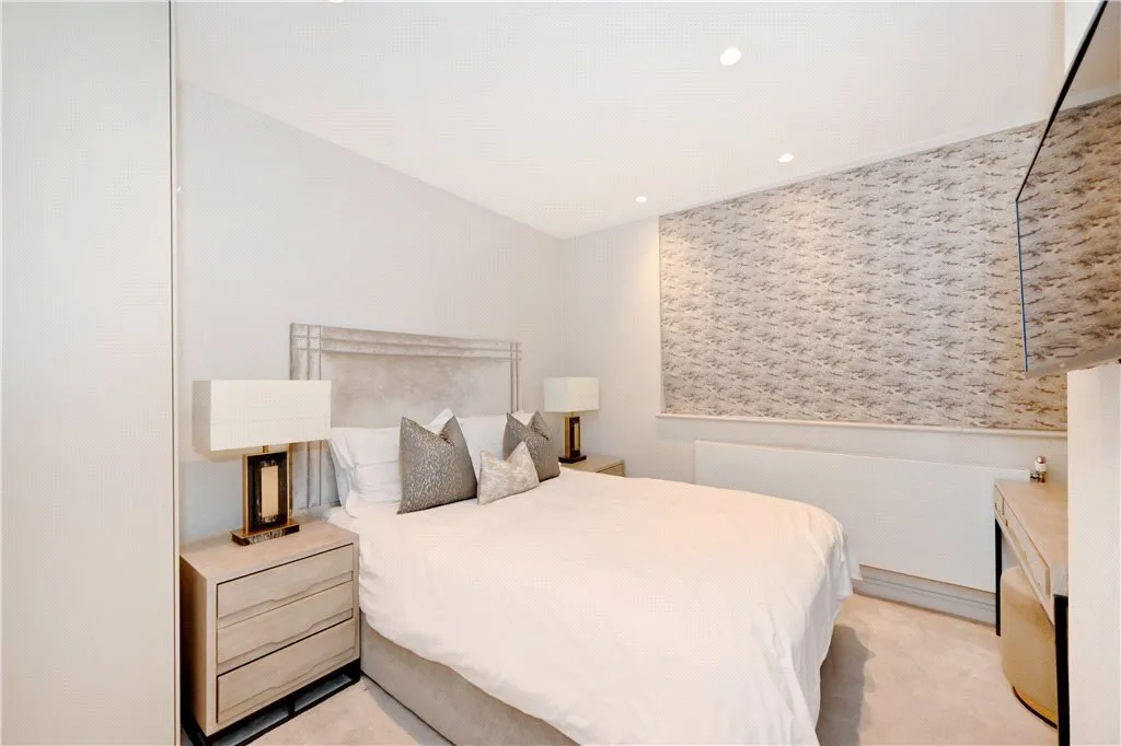 Portman Square, London, W1H, photo 6