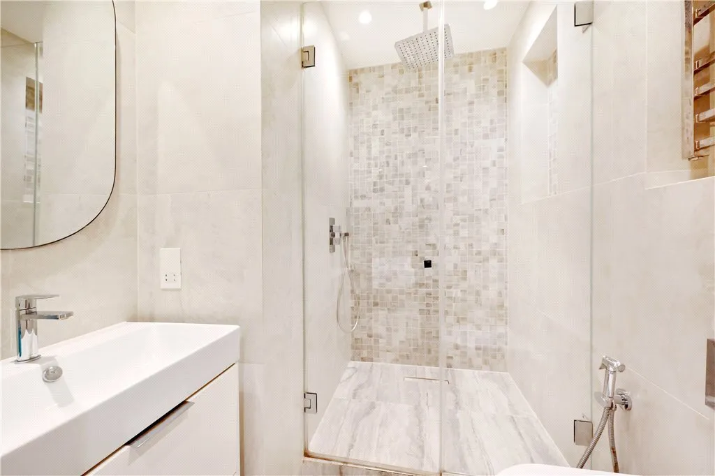 Portman Square, London, W1H, photo 10