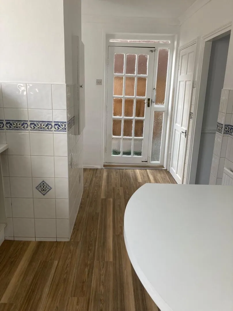 Weale Road, London, photo 10