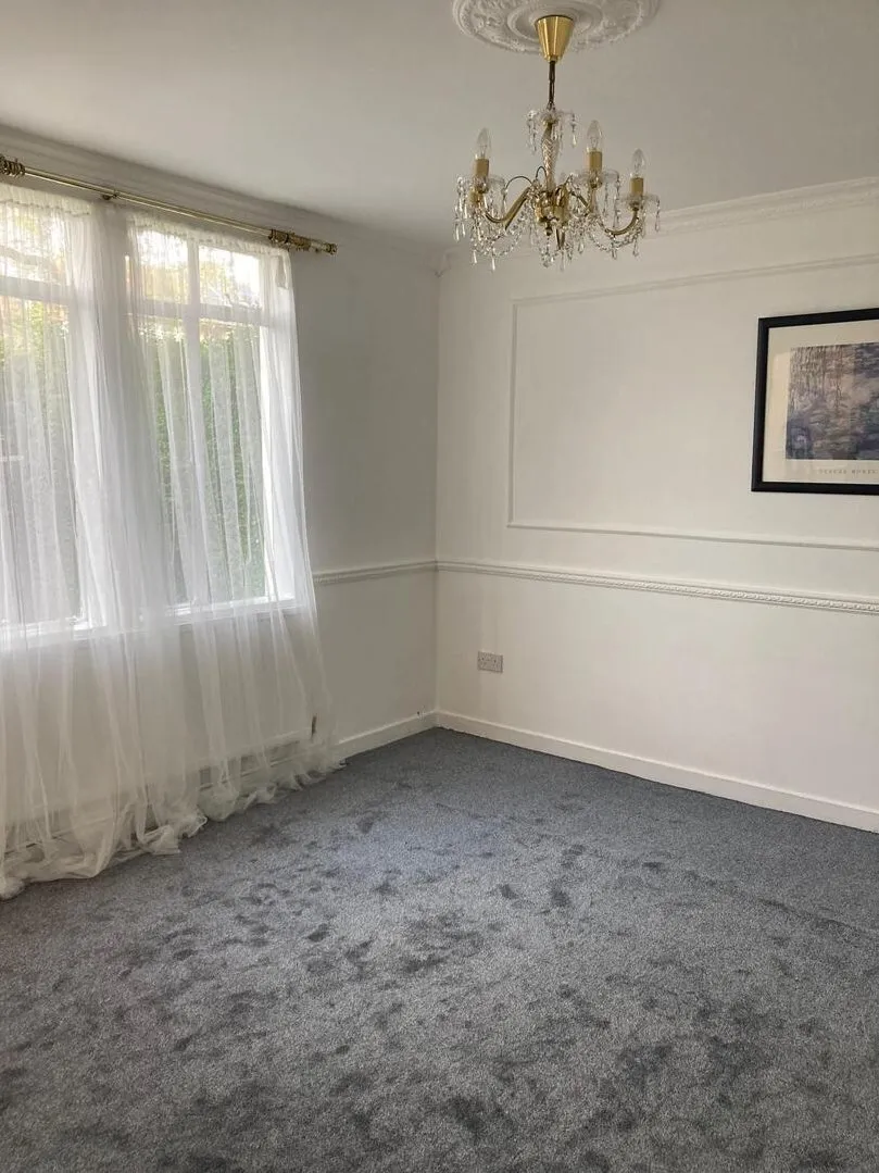 Weale Road, London, photo 4