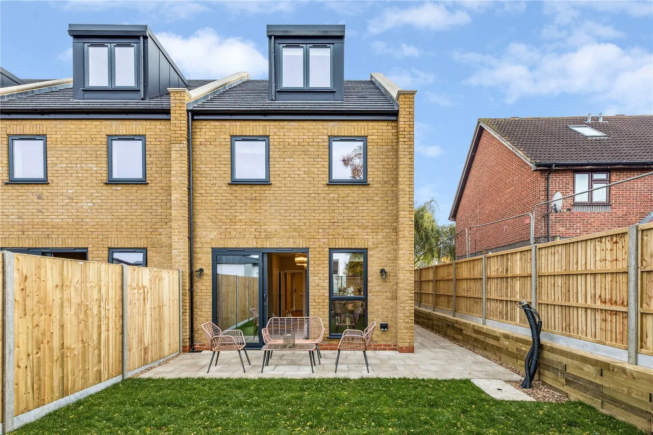 Byards Croft, London, SW16, photo 10