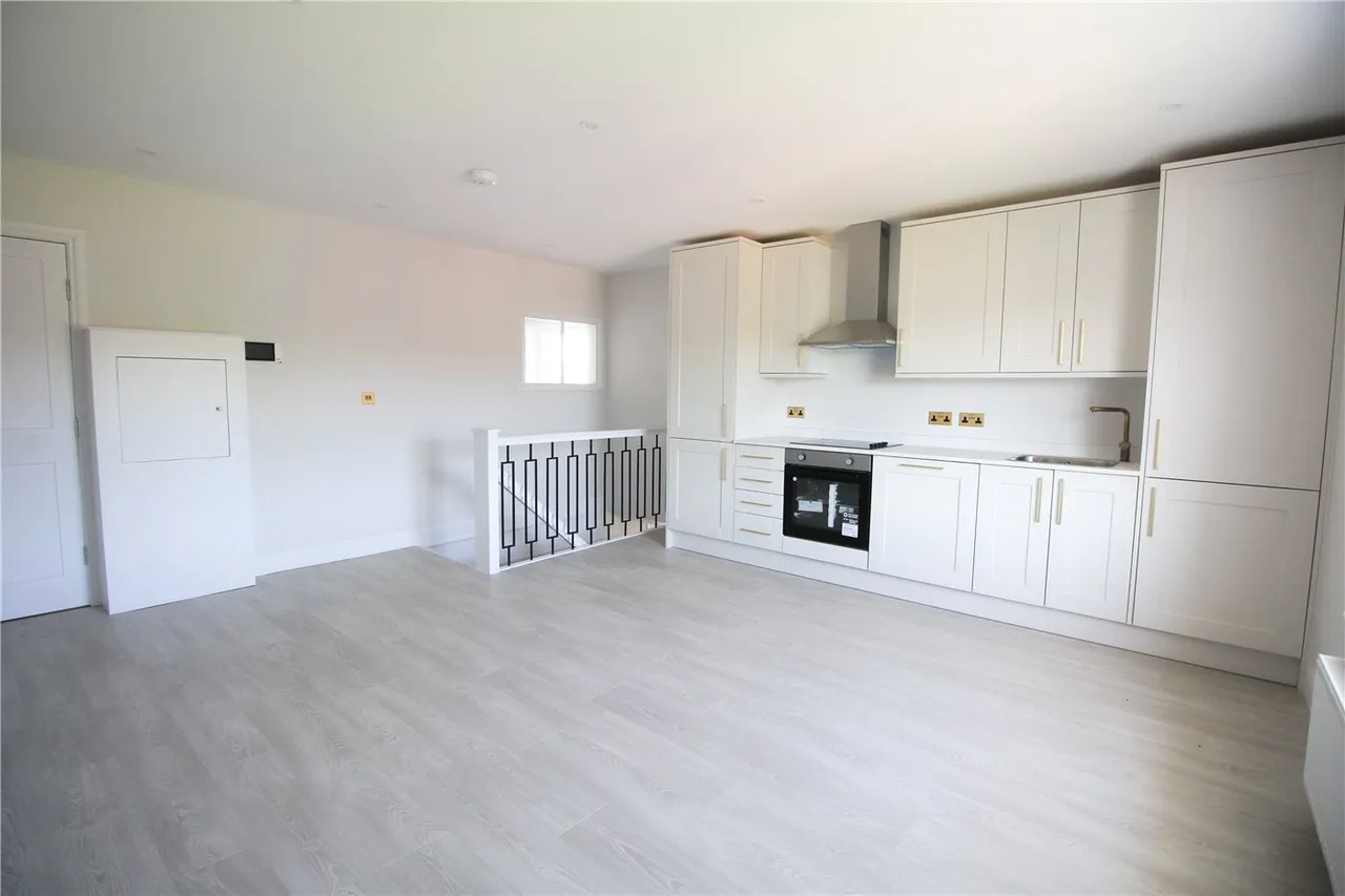 Hillcourt Road, Cheltenham, Gloucestershire, GL52, photo 4