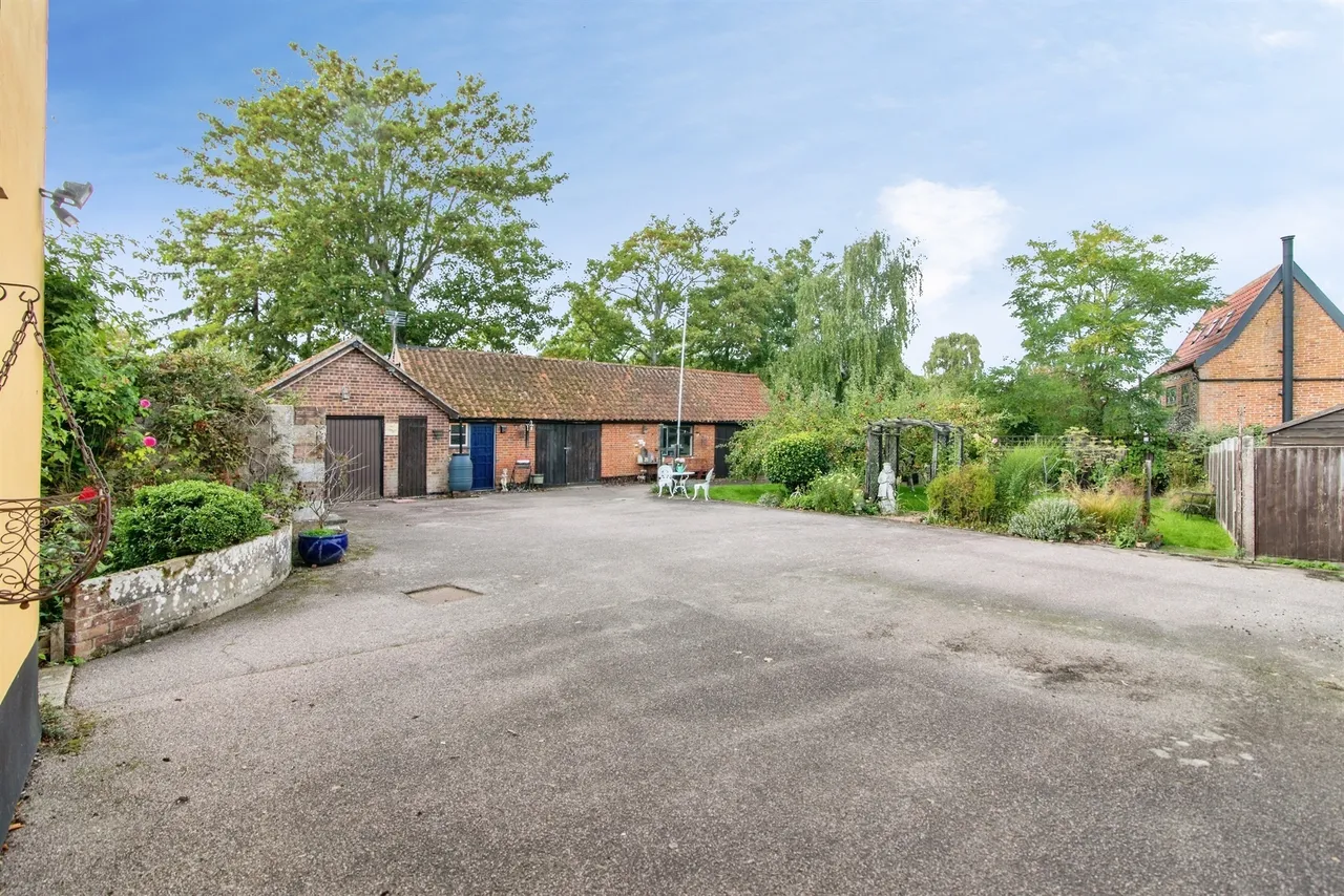 The Street, Metfield, IP20, photo 25