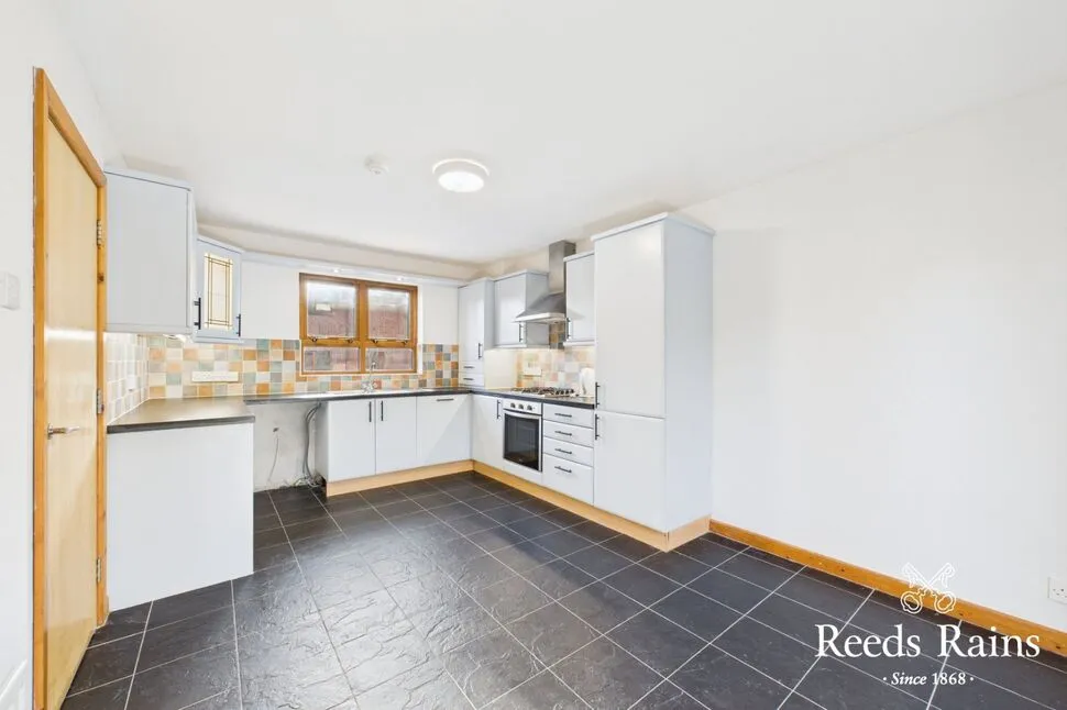 Meadowbank, Carrickfergus, County Antrim, BT38, photo 5