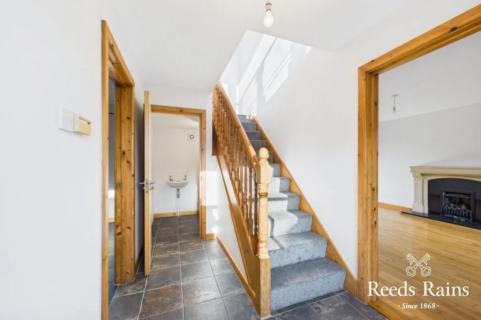 Meadowbank, Carrickfergus, County Antrim, BT38, photo 2