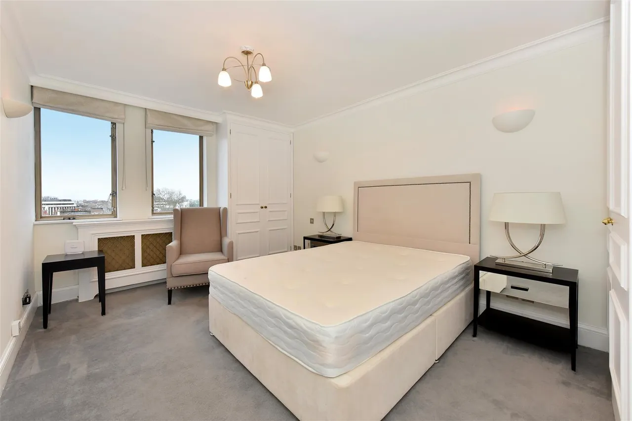 Knightsbridge Apartment With Views Southlodge, SW7, photo 12