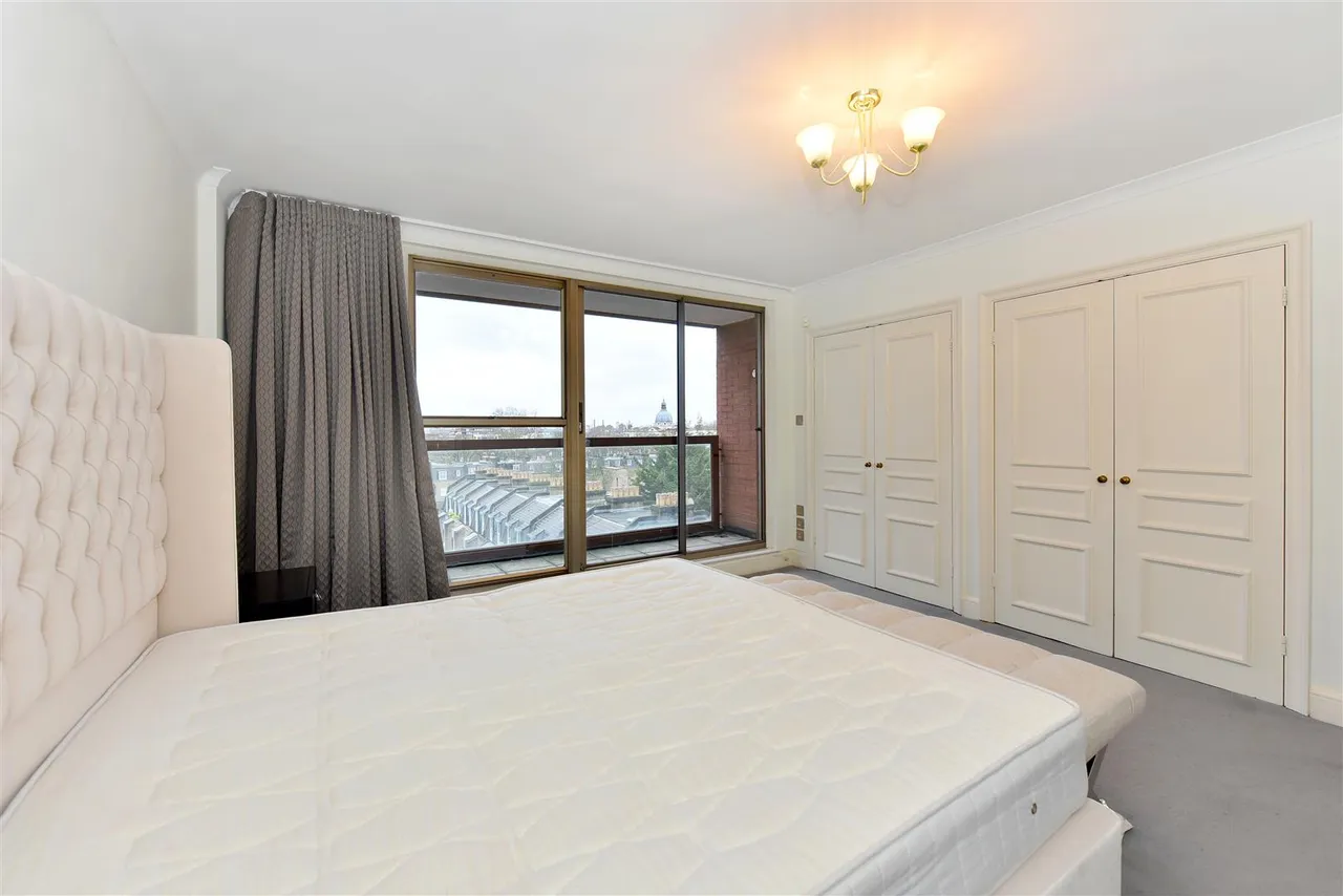 Knightsbridge Apartment With Views Southlodge, SW7, photo 10