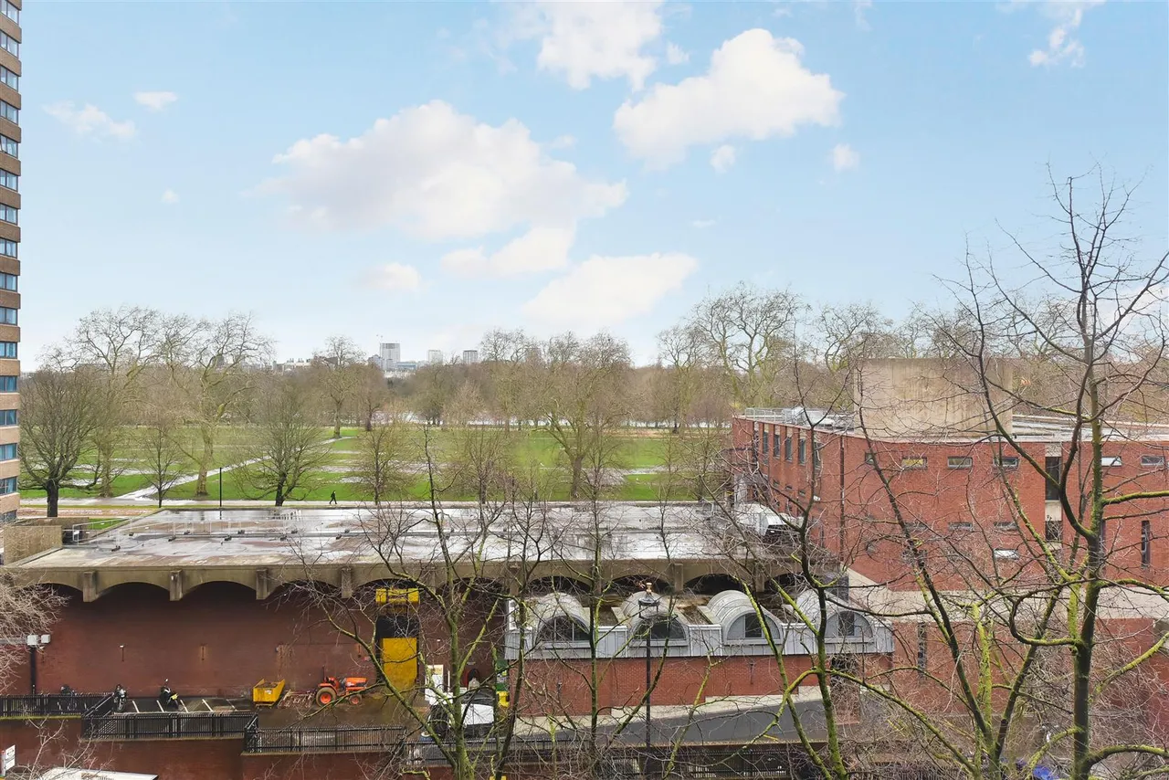 Knightsbridge Apartment With Views Southlodge, SW7, photo 2