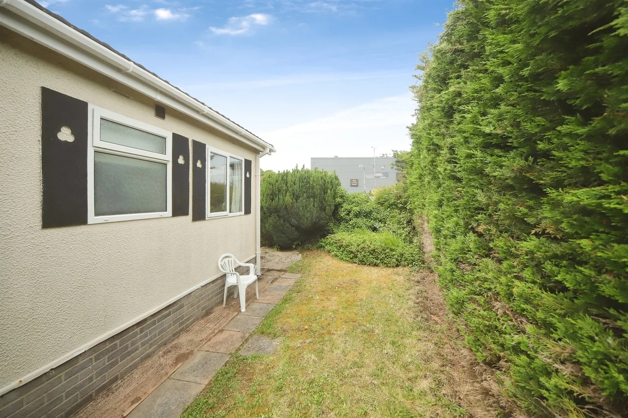 Taunton Vale Park, Bathpool, TA2, photo 14