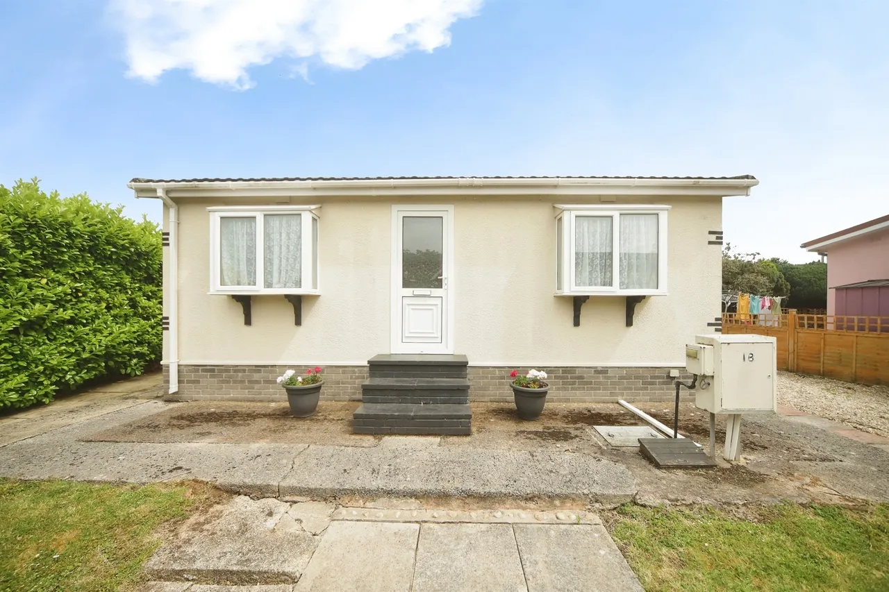 Taunton Vale Park, Bathpool, TA2, photo 6