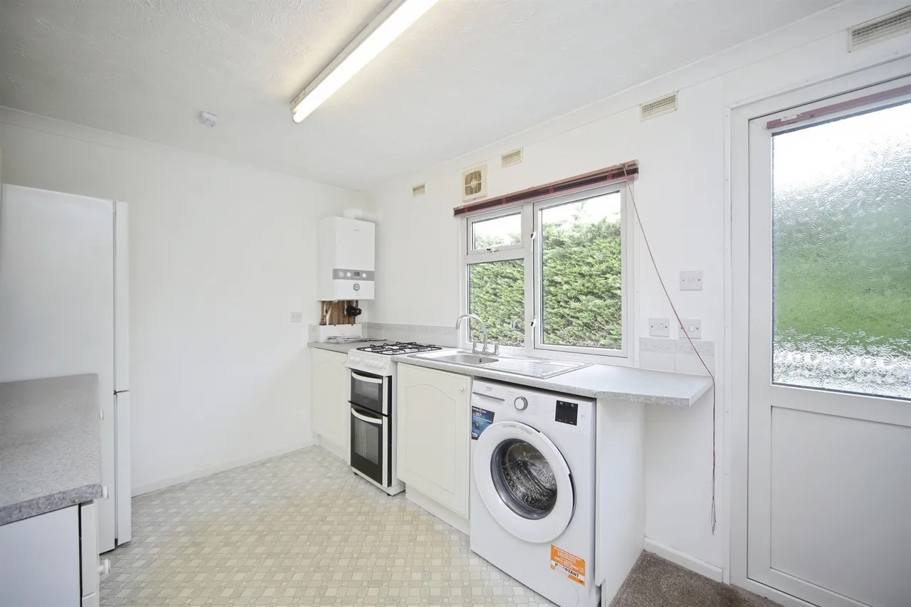 Taunton Vale Park, Bathpool, TA2, photo 16
