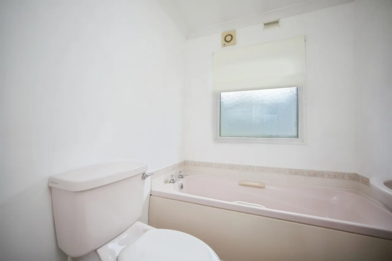 Taunton Vale Park, Bathpool, TA2, photo 13