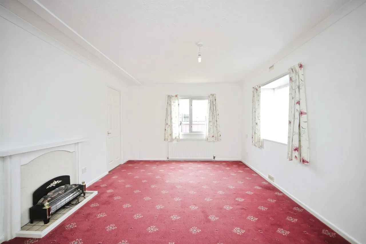 Taunton Vale Park, Bathpool, TA2, photo 3