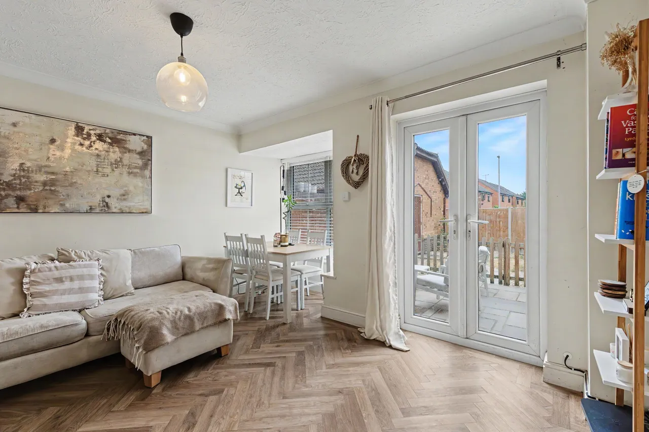 St. Matthews Close, Evesham, WR11, photo 5