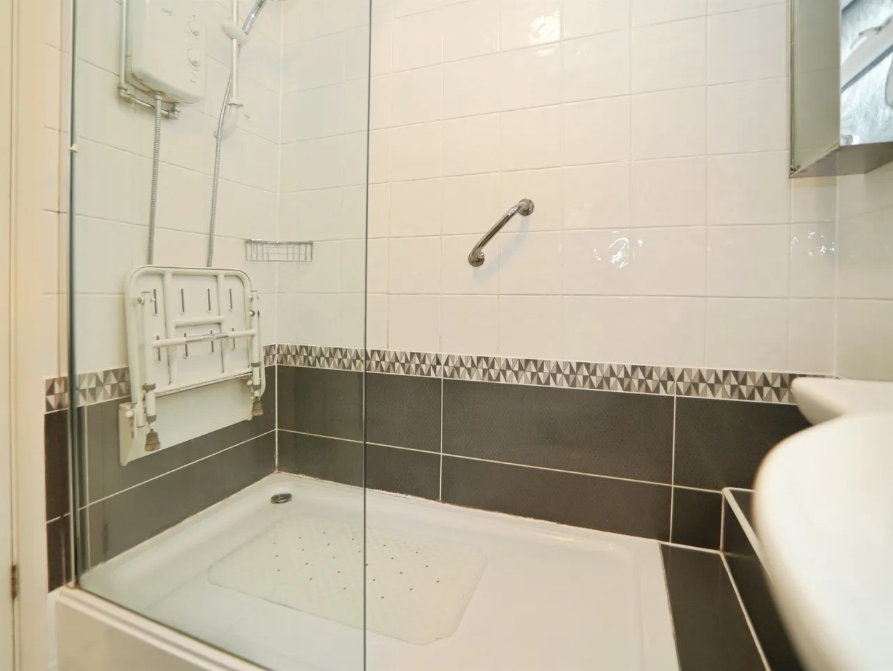 Despenser Road, Sully, CF64, photo 13