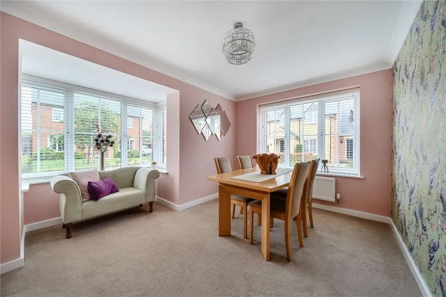 Ambrosden Court Close, Ambrosden, OX25, photo 9