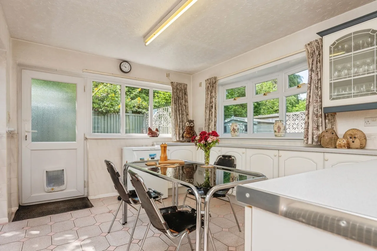 Highgate Close, Kidderminster, DY11, photo 5