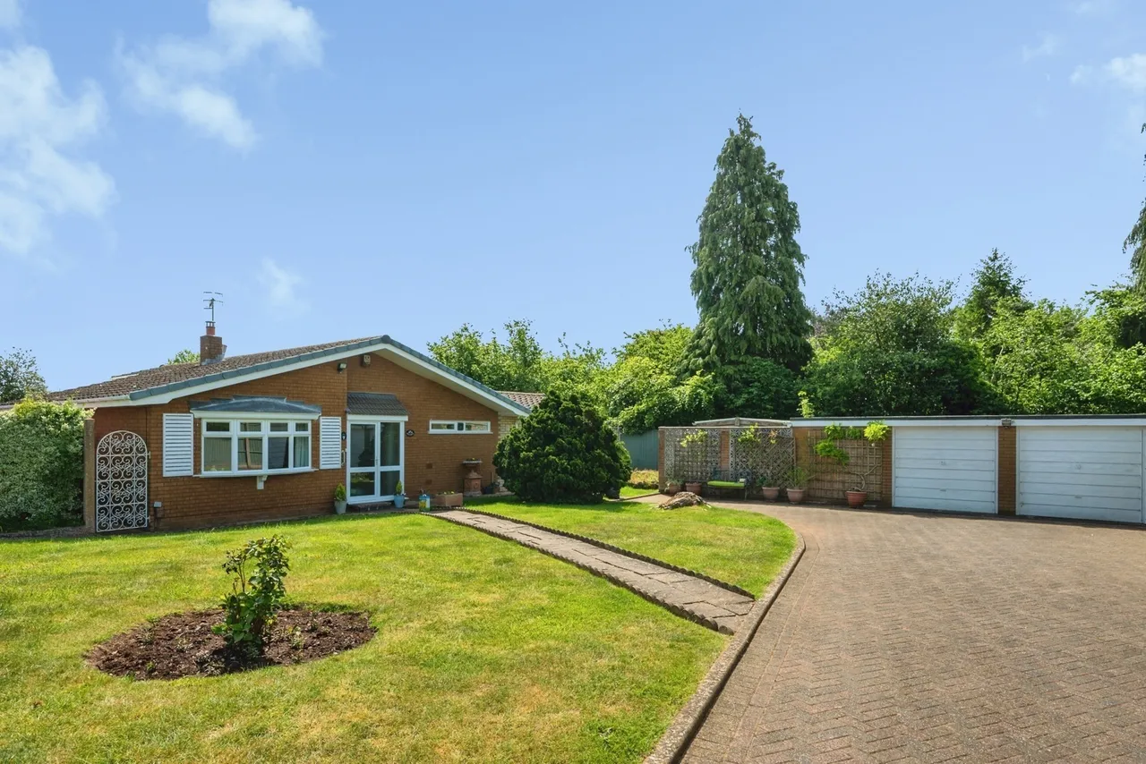 3 bed house for sale, Highgate Close, Kidderminster, DY11