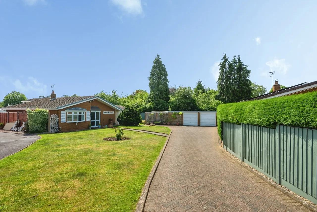 Highgate Close, Kidderminster, DY11, photo 18