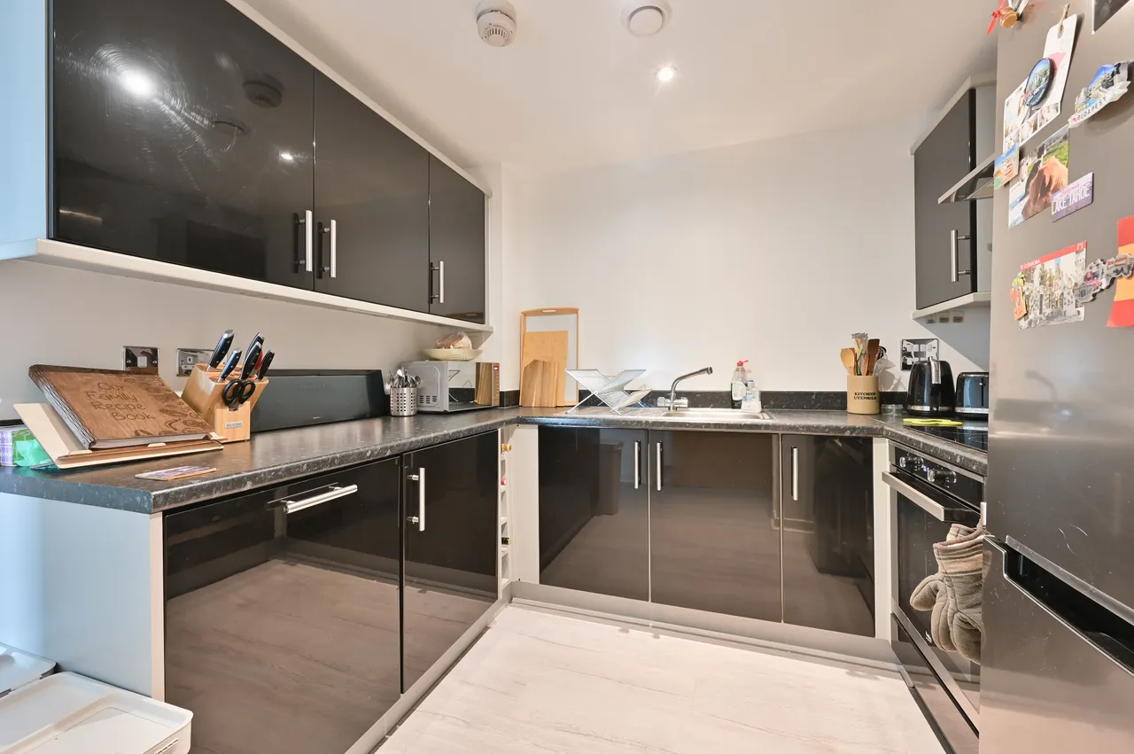 42 Wilmington Close, Watford, photo 6