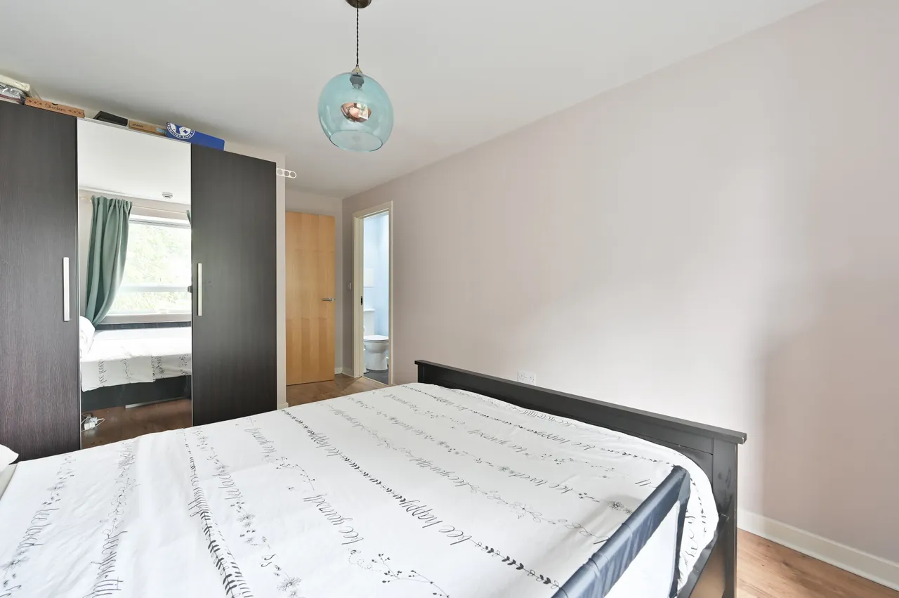 42 Wilmington Close, Watford, photo 10