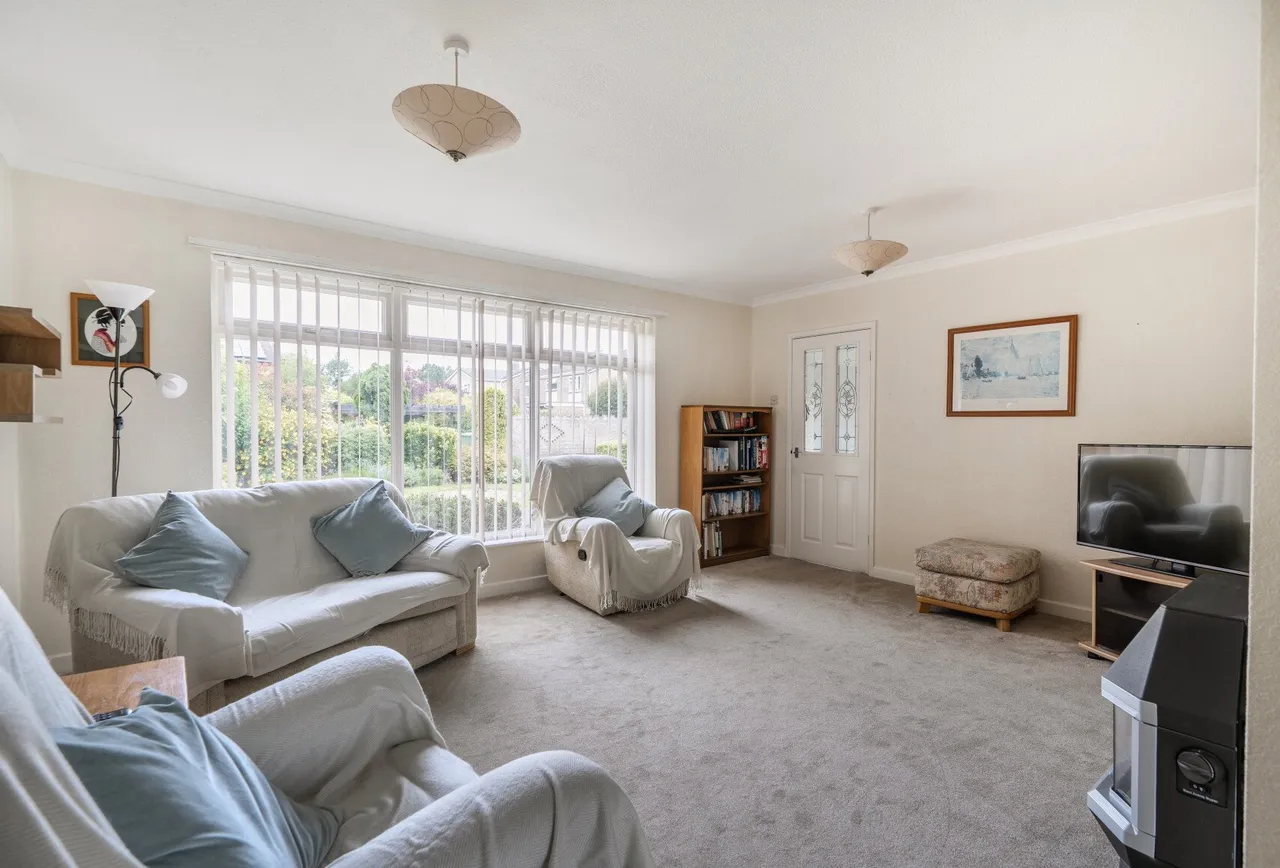 Fenbrook Close, South Gloucestershire, Hambrook, BS16 1QJ, photo 5