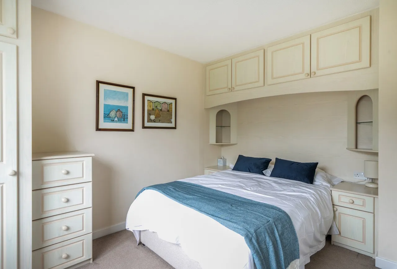 Fenbrook Close, South Gloucestershire, Hambrook, BS16 1QJ, photo 15