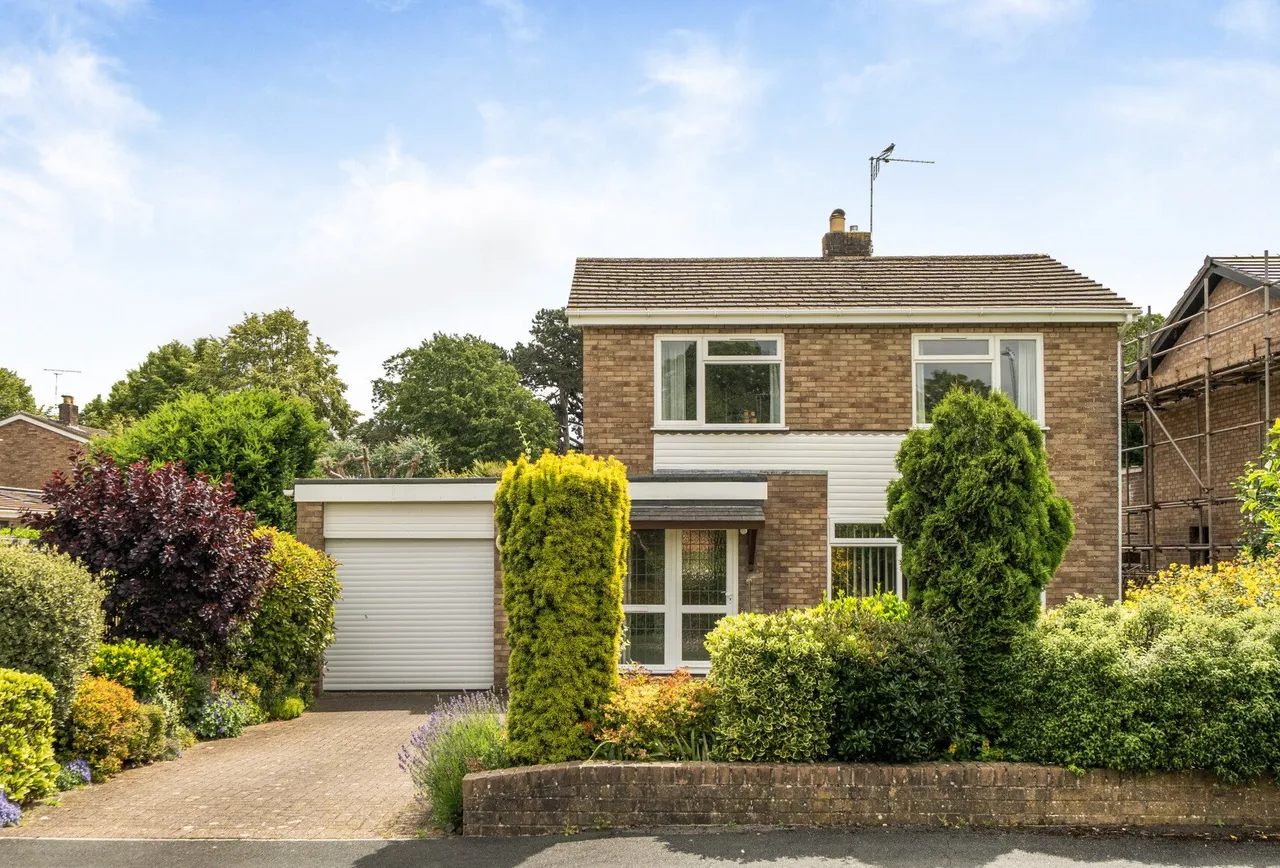 3 bed house for sale — Fenbrook Close, South Gloucestershire, Hambrook, BS16 1QJ