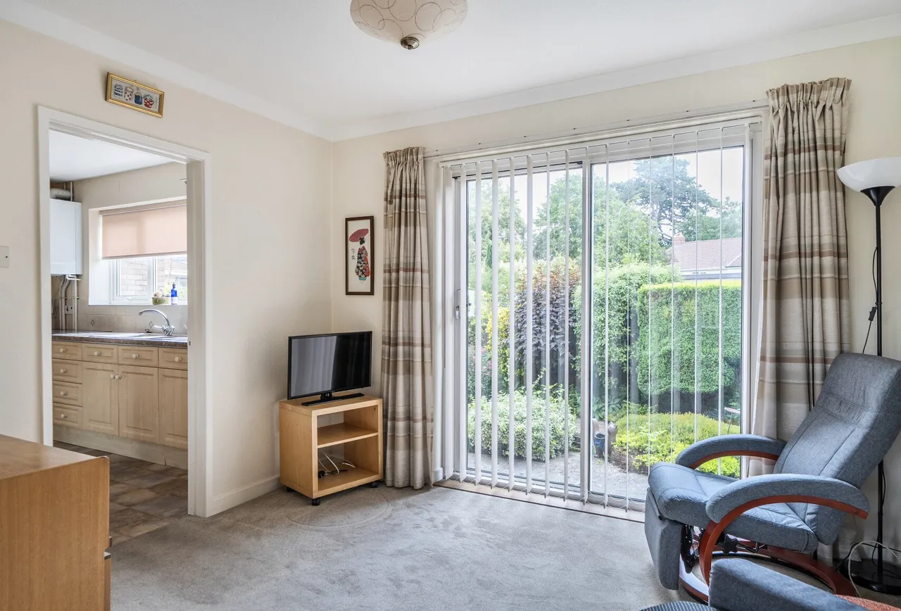 Fenbrook Close, South Gloucestershire, Hambrook, BS16 1QJ, photo 9