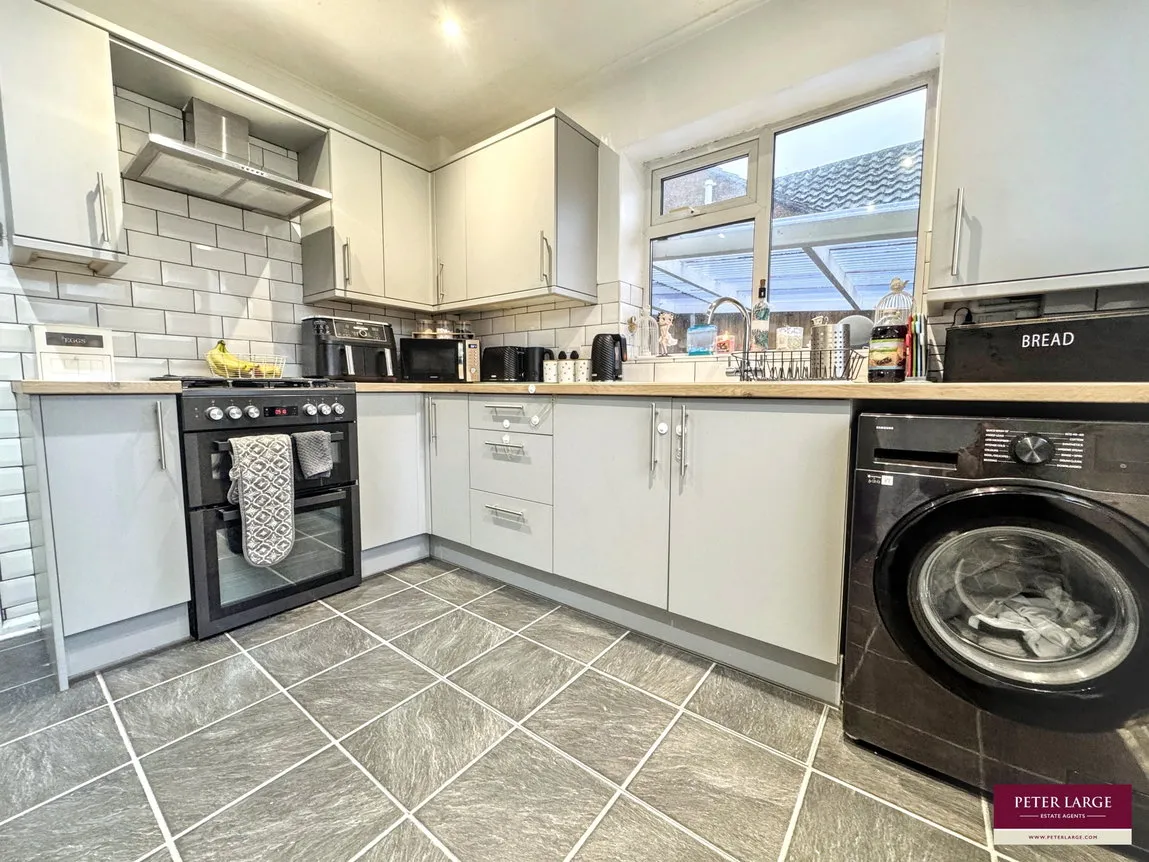 The Broadway, Abergele, LL22, photo 5
